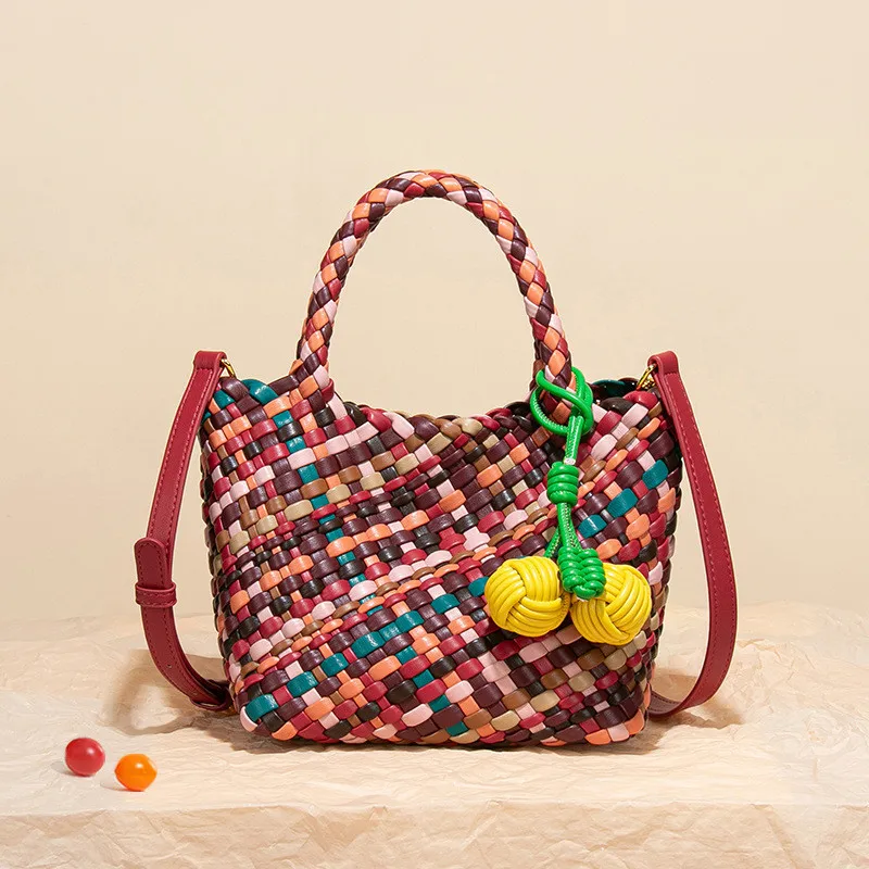Original Design Rainbow Woven Bag Candy Color Hand-carrying Vegetable Basket Bag One Shoulder Crossbody Tote Bag
Original Design Rainbow Woven Bag Candy Color Hand-carrying Vegetable Basket Bag One Shoulder Crossbody Tote Bag