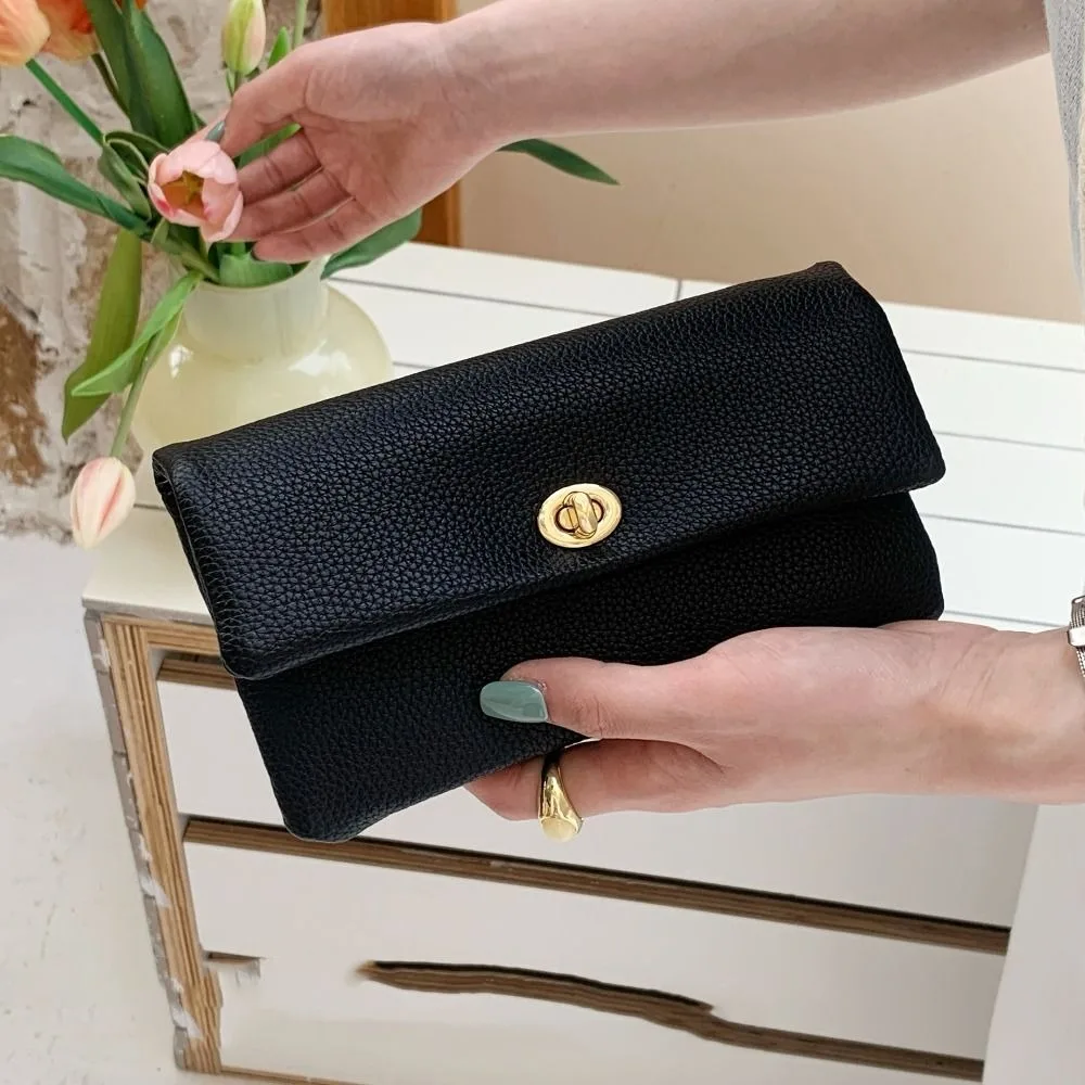 Portable PU Leather Long Wallet Metal Buckle Elegant Clutch Bag Zipper Multifunctional Money Bag Student
Portable PU Leather Long Wallet Metal Buckle Elegant Clutch Bag Zipper Multifunctional Money Bag Student