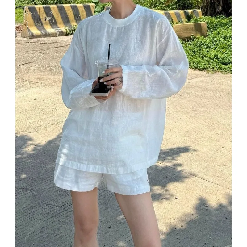 White Meat Cover Suit for Women's 2026 Spring and Summer Vacation Wear A Complete Set of Shirts and Shorts Two-piece Set
White Meat Cover Suit for Women's 2026 Spring and Summer Vacation Wear A Complete Set of Shirts and Shorts Two-piece Set