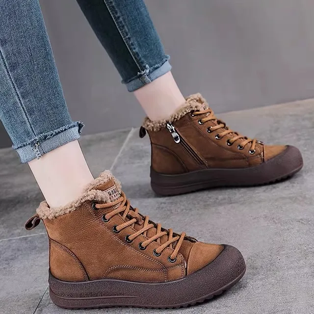 Women's High-Top Cotton Shoes Thick Bottom Retro Short Boots Lambskin Velvet Soft Leather Warm Inner Fleece Autumn Winter
Women's High-Top Cotton Shoes Thick Bottom Retro Short Boots Lambskin Velvet Soft Leather Warm Inner Fleece Autumn Winter