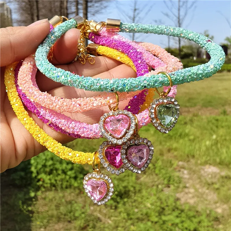 Adjustable Pet Necklace Cat Dog Collar with Diamond Zircon Heart Pendant Jewelry Luxury Metal Puppy Collars Dog Accessories
Adjustable Pet Necklace Cat Dog Collar with Diamond Zircon Heart Pendant Jewelry Luxury Metal Puppy Collars Dog Accessories
