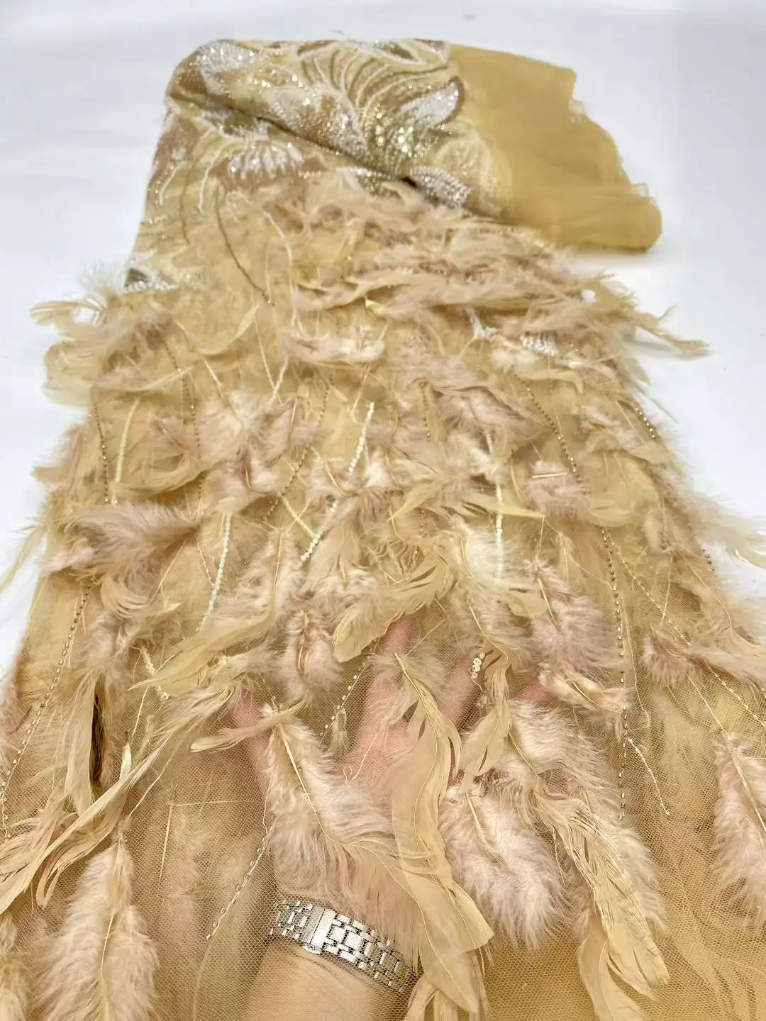 Luxury African Beaded 2025 High Quality Nigerian Sequins With Pearl Lace French Tulle Lace Fabric For Party Dress Sewing
Luxury African Beaded 2025 High Quality Nigerian Sequins With Pearl Lace French Tulle Lace Fabric For Party Dress Sewing