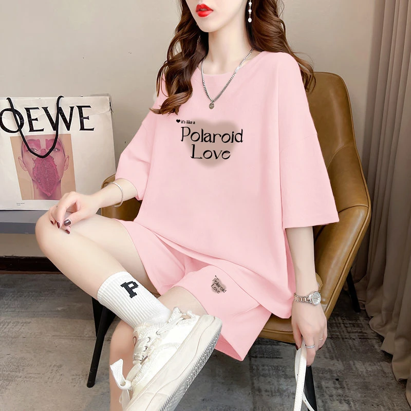 Short Sleeve Sporty Printed Wide Leg Short Pants Set Cute Two Piece Summer Outfit for Students Loose Fit round Neck Pullover
Short Sleeve Sporty Printed Wide Leg Short Pants Set Cute Two Piece Summer Outfit for Students Loose Fit round Neck Pullover