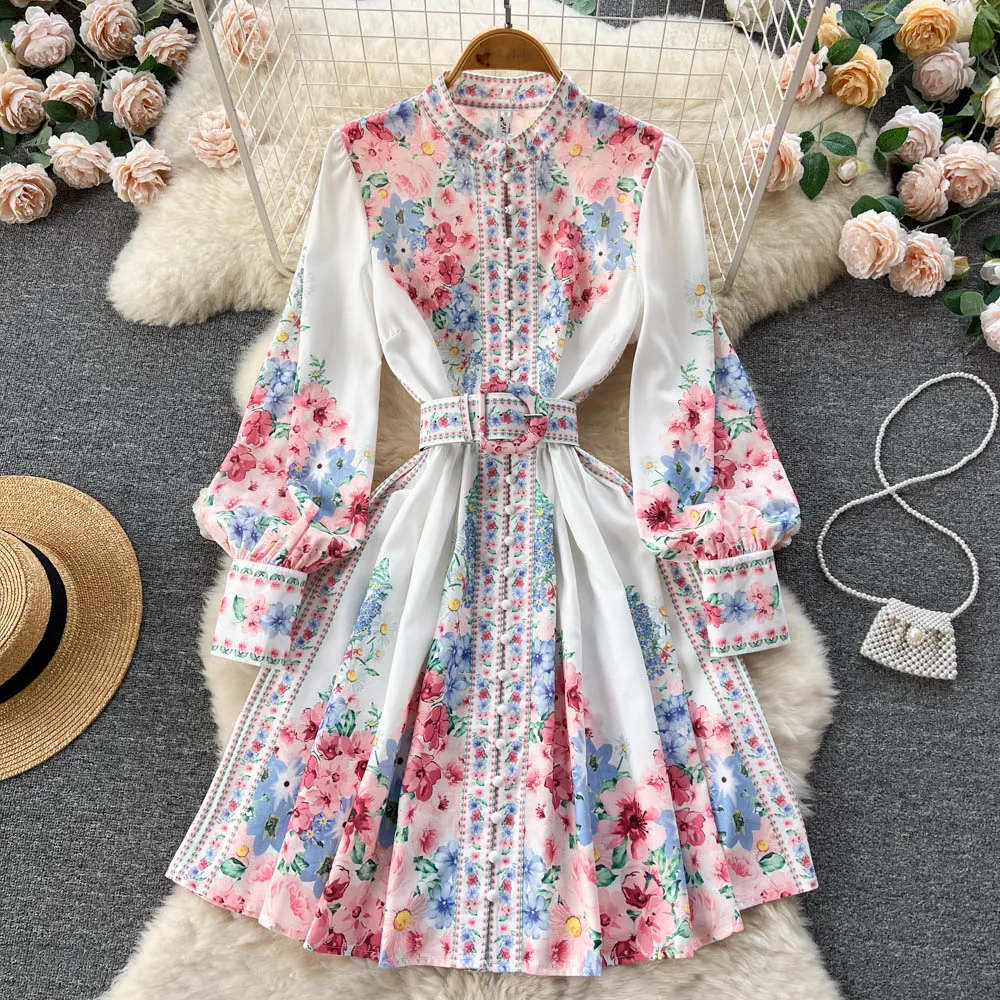 Spring and Autumn Retro Ethnic Style Standing Neck Single Breasted Lantern Sleeve Waist Wrapped Dress Sweet Pleated Fairy Dress
Spring and Autumn Retro Ethnic Style Standing Neck Single Breasted Lantern Sleeve Waist Wrapped Dress Sweet Pleated Fairy Dress