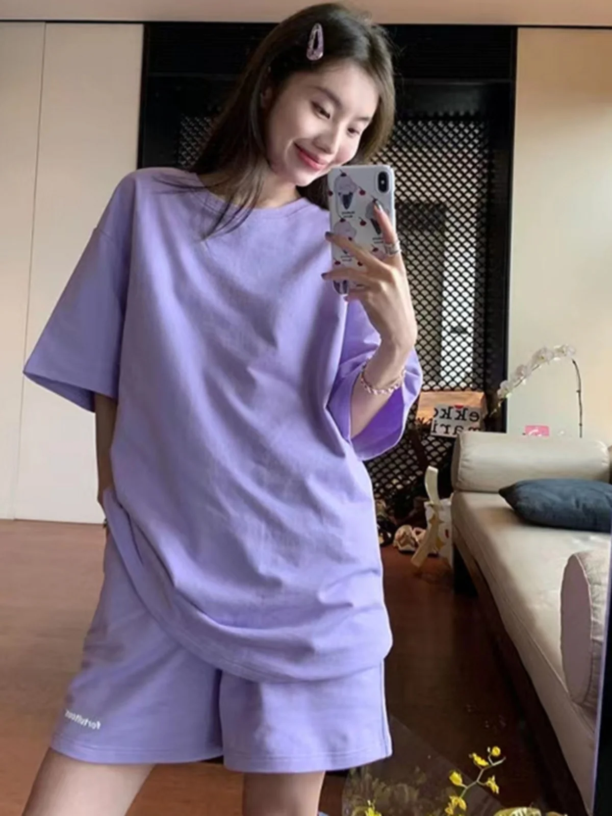 Salt Series OOTD Summer 2024 Women's Casual Loose Slimming Short Sleeve Shorts Two-Piece Set Fashionable Sportswear Ensemble
Salt Series OOTD Summer 2024 Women's Casual Loose Slimming Short Sleeve Shorts Two-Piece Set Fashionable Sportswear Ensemble