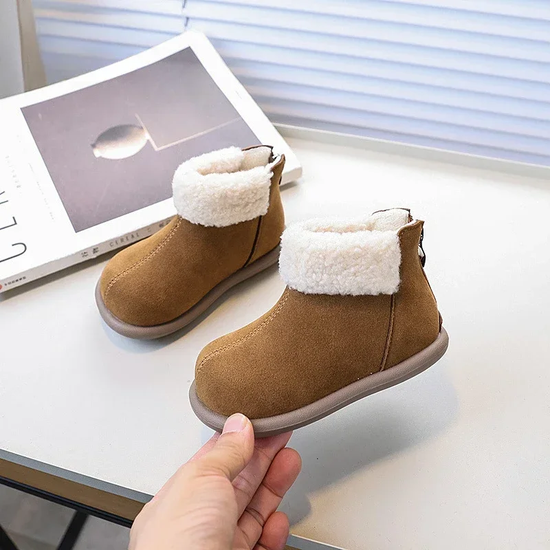 Kids Thermal Boots Winter Matte Leather Children's Snow Boot Retro Trend Girls Fashion Causal Platform Ankle Boots Plush Warm
Kids Thermal Boots Winter Matte Leather Children's Snow Boot Retro Trend Girls Fashion Causal Platform Ankle Boots Plush Warm