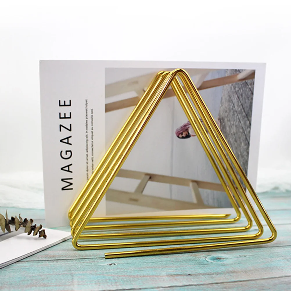 1Pcs Desktop Bookshelf Simple Triangular Iron Art Book Rack Golden Book Organizer Home Decoration Magazine Storage Rack
1Pcs Desktop Bookshelf Simple Triangular Iron Art Book Rack Golden Book Organizer Home Decoration Magazine Storage Rack