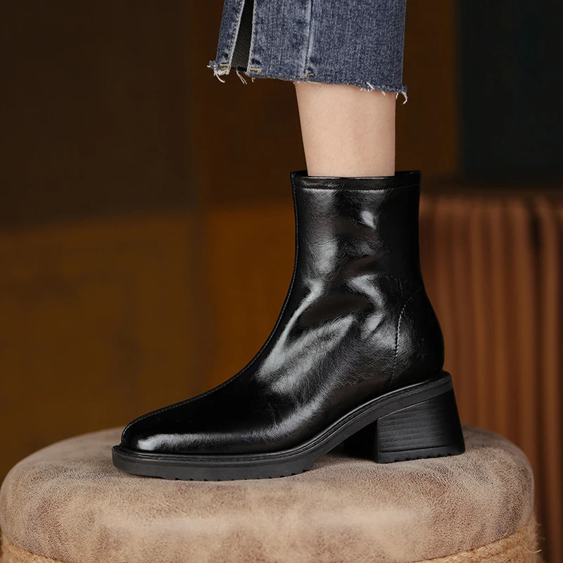 Winter Boots Women Genuine Leather Wool Ankle Boots Heeled Square Toe Natural Fur Fleece White Short Booties New Female
Winter Boots Women Genuine Leather Wool Ankle Boots Heeled Square Toe Natural Fur Fleece White Short Booties New Female