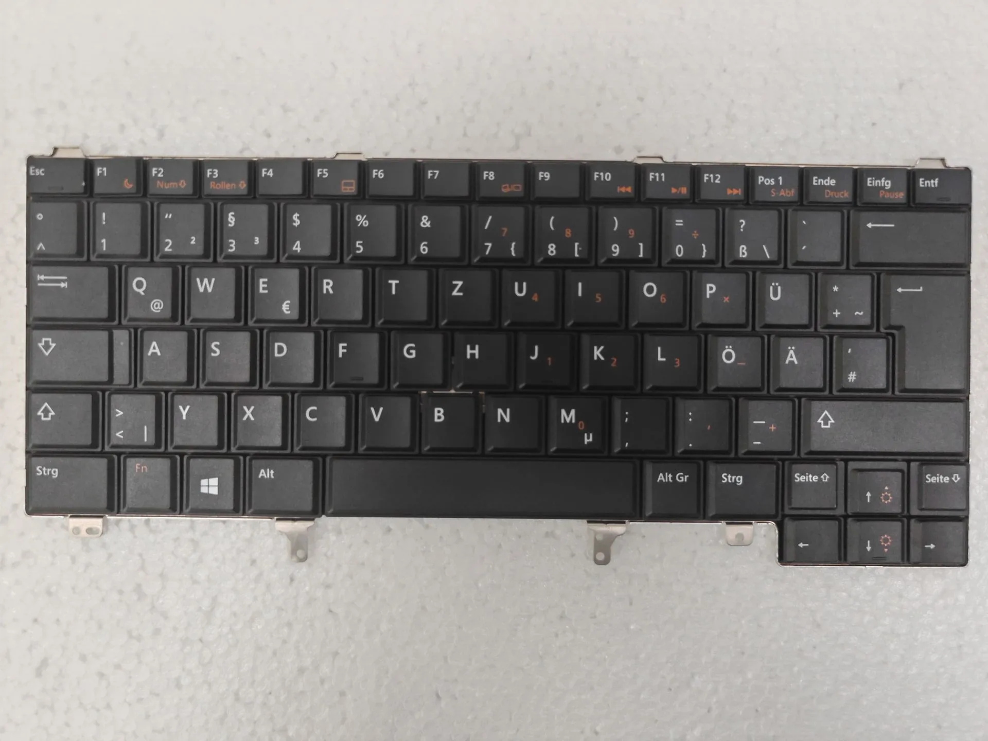 German Keyboard For Dell Latitude E6420 E5420 E5420M E5430 E6220 E6230 E6320 E6330 E6430 E6430S
German Keyboard For Dell Latitude E6420 E5420 E5420M E5430 E6220 E6230 E6320 E6330 E6430 E6430S
