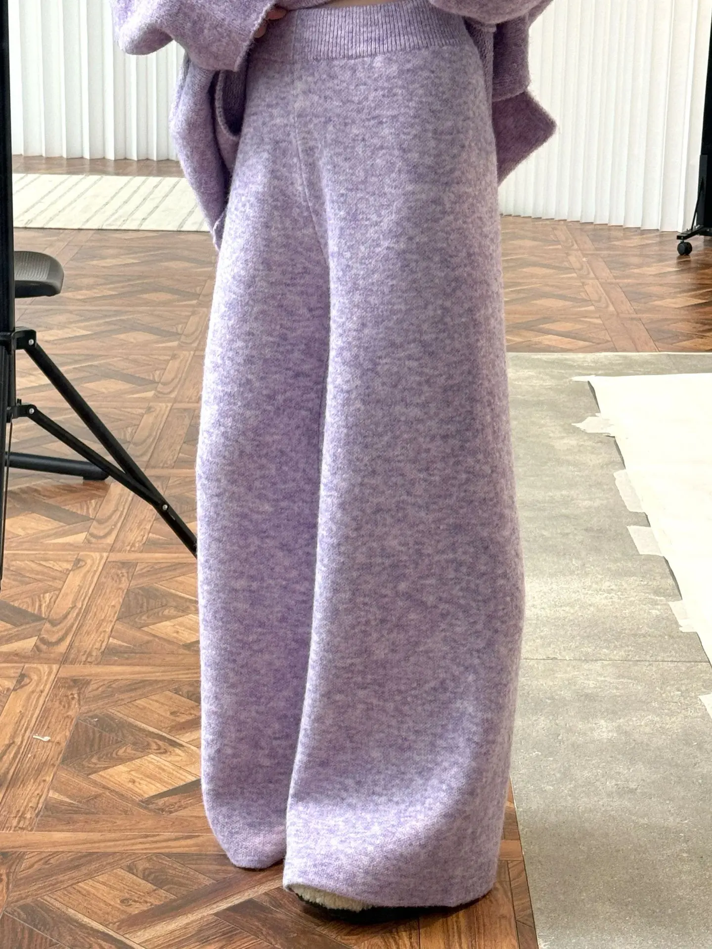 Spring and Autumn Women's Casual Solid Color High Waist Loose Knitted Wide Leg Pants
Spring and Autumn Women's Casual Solid Color High Waist Loose Knitted Wide Leg Pants
