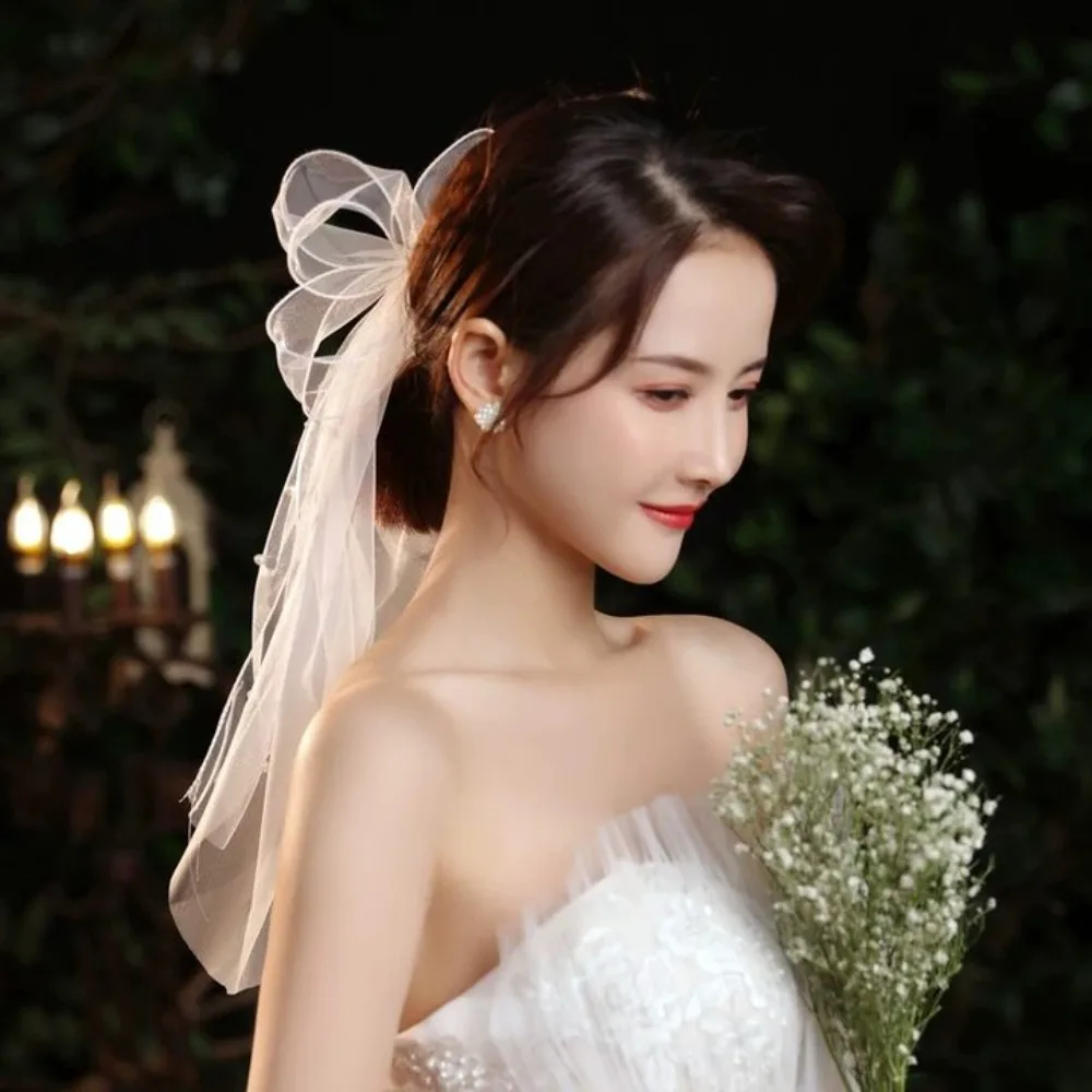Delicate Multi Layer Wedding Bridal Veil Gauze Short White Bridal Tulle Hair Clip Mesh Pearl Bow Veil Wedding Photos
Delicate Multi Layer Wedding Bridal Veil Gauze Short White Bridal Tulle Hair Clip Mesh Pearl Bow Veil Wedding Photos