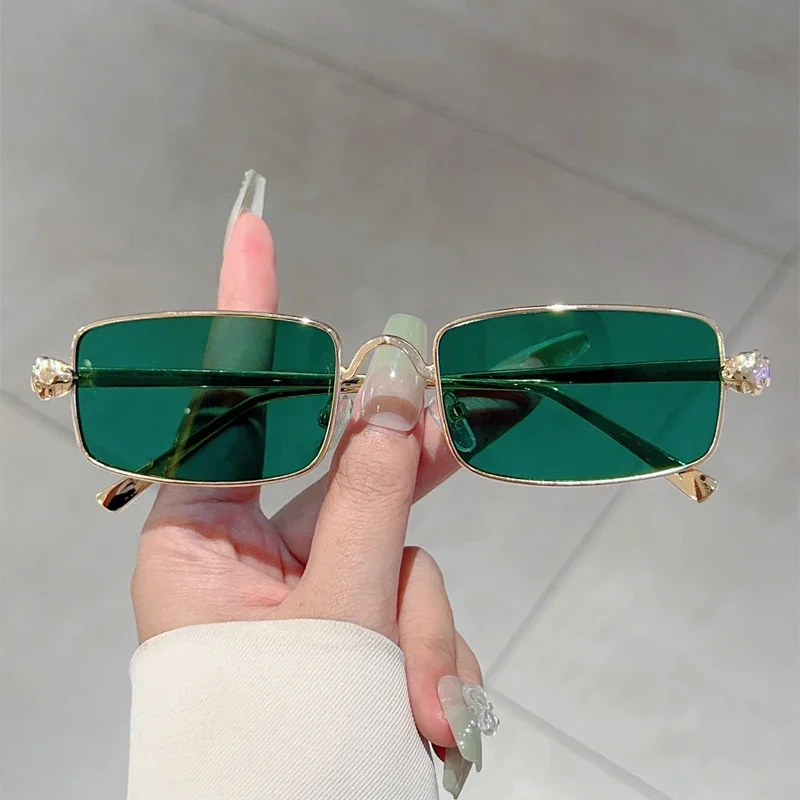 KAMMPT Vintage Rectangle Sunglasses Men New Fashion Classic Gradient Decorative Shades Women Ins Luxury Brand Design Sun Glasses
KAMMPT Vintage Rectangle Sunglasses Men New Fashion Classic Gradient Decorative Shades Women Ins Luxury Brand Design Sun Glasses