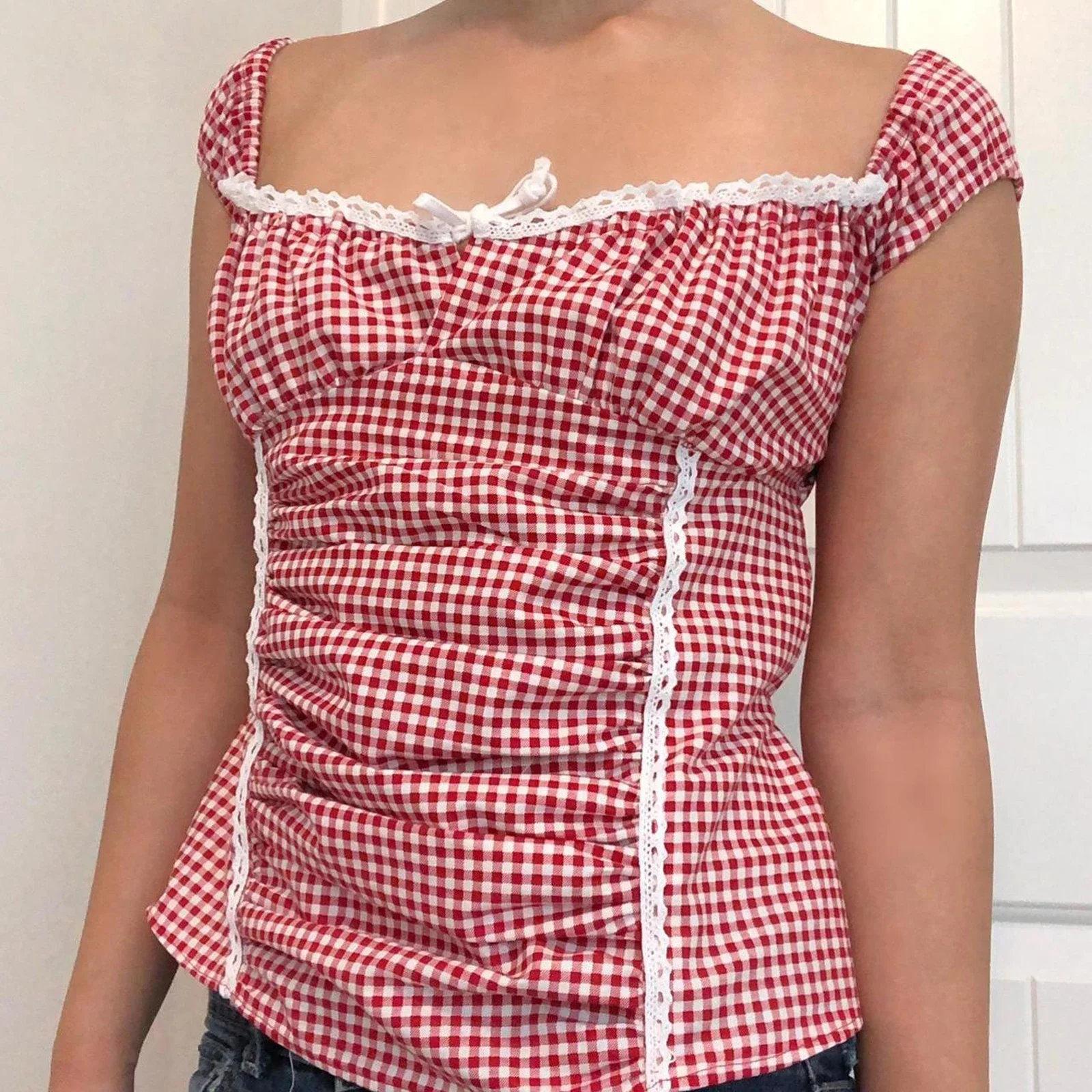 Y2K Fairycore Crop Tops Red Gingham Coquette Picnic Ruffled Blouse Vest Lace Trim Tie Up Square Collar Milkmaid Tops Streetwear
Y2K Fairycore Crop Tops Red Gingham Coquette Picnic Ruffled Blouse Vest Lace Trim Tie Up Square Collar Milkmaid Tops Streetwear