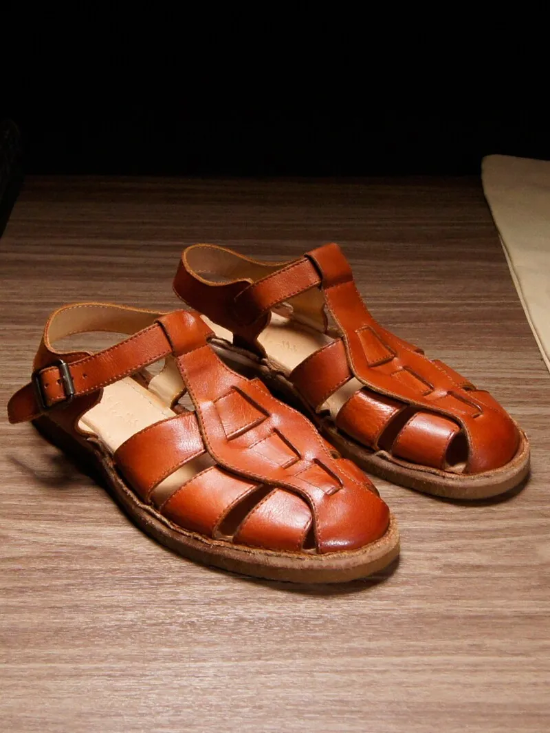 Heavy Washed Toe Sandals For Men High-end Vegetable Tanned Cowhide Smoke Rubber Bottom Handmade Vintage Soft Botto
Heavy Washed Toe Sandals For Men High-end Vegetable Tanned Cowhide Smoke Rubber Bottom Handmade Vintage Soft Botto