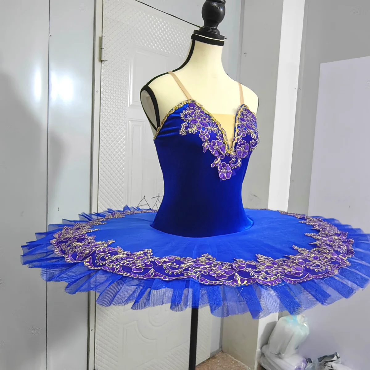 Ballet Tutu Blue Swan Lake Pancake Tutu Ballerina Party Dance Costumes Ballet Dress Girls Women Adult Kids Professional
Ballet Tutu Blue Swan Lake Pancake Tutu Ballerina Party Dance Costumes Ballet Dress Girls Women Adult Kids Professional
