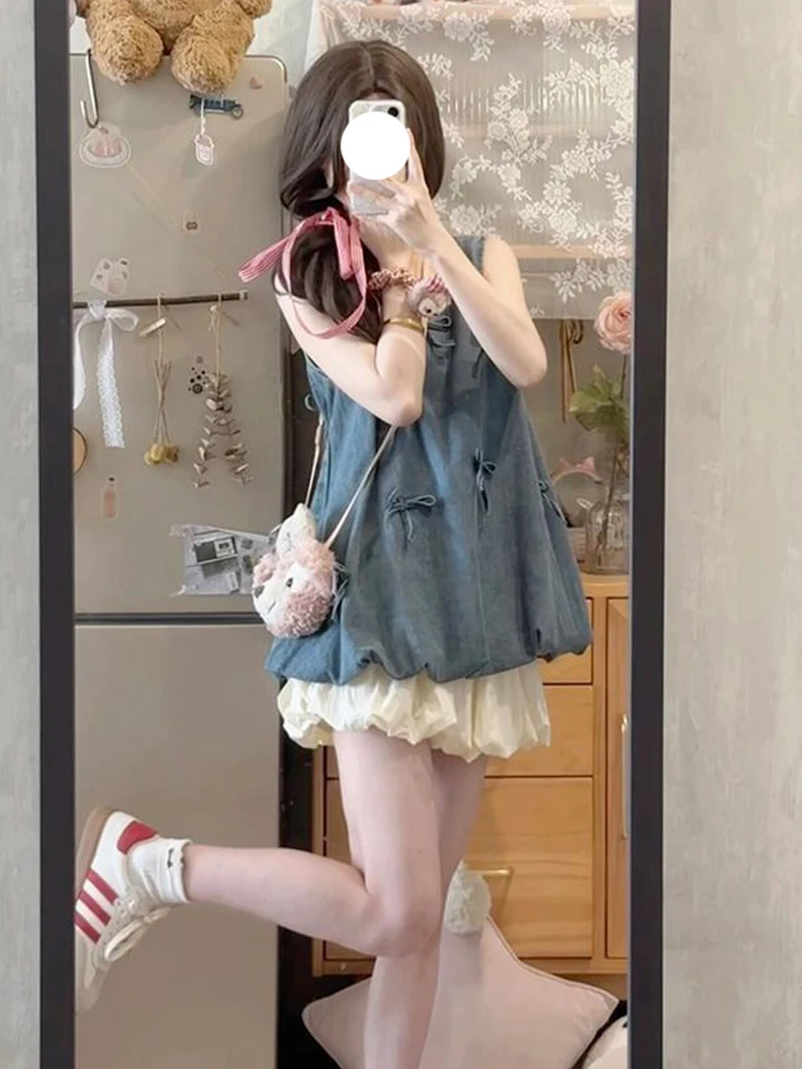 Sweet Knot Denim Vest Women's Summer Design Korean Style Retro Shirt Strapless Top Floral Patchwork 3D Decoration
Sweet Knot Denim Vest Women's Summer Design Korean Style Retro Shirt Strapless Top Floral Patchwork 3D Decoration