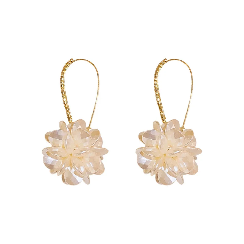 Diamond Flower Pearl Earrings Women's French Retro Cluster Versatile Premium Light Luxury Earrings
Diamond Flower Pearl Earrings Women's French Retro Cluster Versatile Premium Light Luxury Earrings