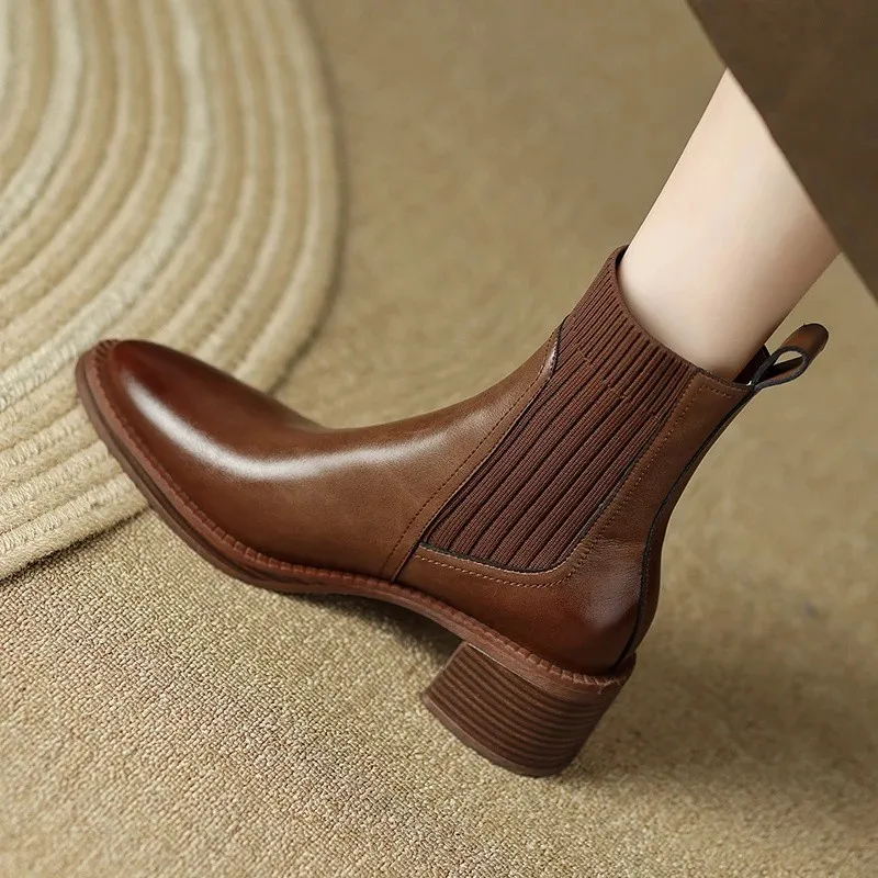 Women Ankle Boots Luxury Genuine Leather High Heels Elastic Band Black Chelsea Short Boot Elegant Female Booties Designer Shoe
Women Ankle Boots Luxury Genuine Leather High Heels Elastic Band Black Chelsea Short Boot Elegant Female Booties Designer Shoe