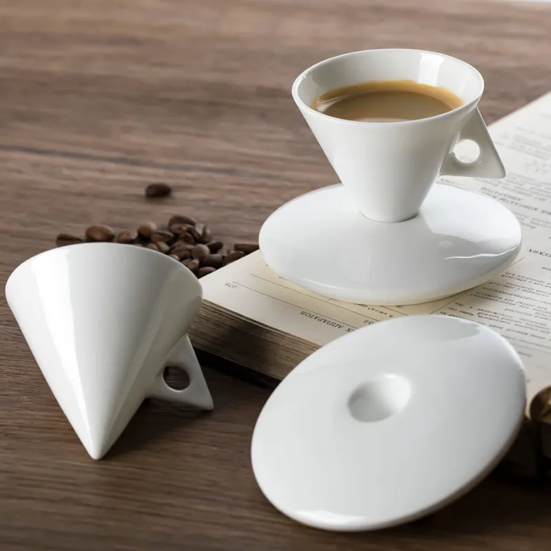 60ml European Bone China Coffee Cup and Spoon Set Concentrated Small Cup, Personalized Living Room Coffee Table Decoration
60ml European Bone China Coffee Cup and Spoon Set Concentrated Small Cup, Personalized Living Room Coffee Table Decoration