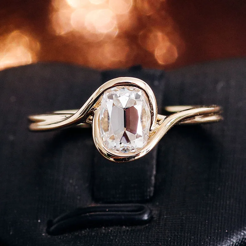 Provence 10K Yellow Gold Solitaire Ring With 5*7mm OMC Cushion Moissanite Diamond For Women Twisted Party Band Customize Jewelry
Provence 10K Yellow Gold Solitaire Ring With 5*7mm OMC Cushion Moissanite Diamond For Women Twisted Party Band Customize Jewelry