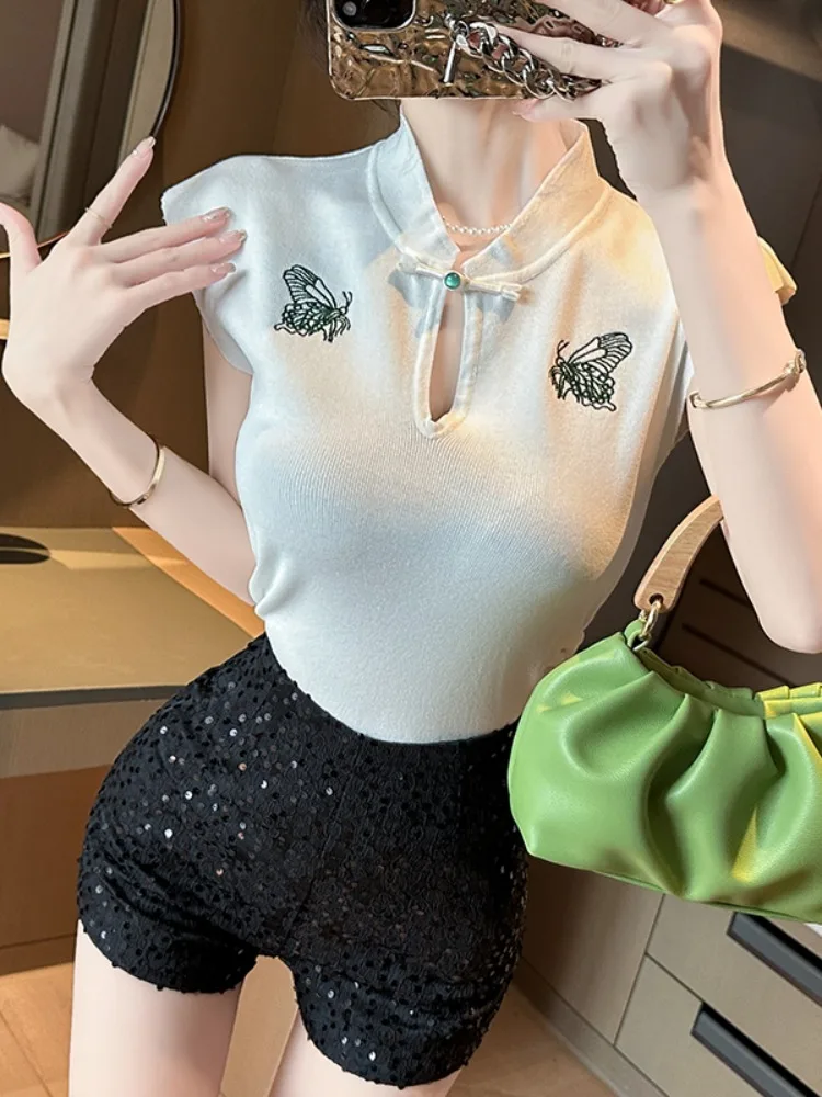 Elegant Chinese Style Embroidery Hollow out Design Slim Fit Short Sleeve T-Shirt Women's Fashion Commute Top
Elegant Chinese Style Embroidery Hollow out Design Slim Fit Short Sleeve T-Shirt Women's Fashion Commute Top