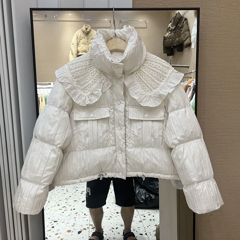 2023 New Winter Fluffy Oversized Puffer Jacket Women Large Lapel Warm Casual 90% White Duck Down Coat Female Short Parka
2023 New Winter Fluffy Oversized Puffer Jacket Women Large Lapel Warm Casual 90% White Duck Down Coat Female Short Parka