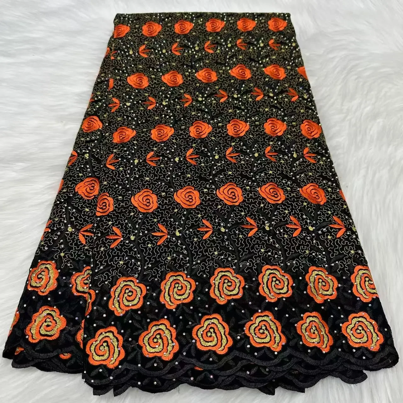 New Style Black Cotton African Nigerian Lace Fabric 2025 High Quality Stones French Swiss Voile Lace Fabric For Dress KYC2526A
New Style Black Cotton African Nigerian Lace Fabric 2025 High Quality Stones French Swiss Voile Lace Fabric For Dress KYC2526A