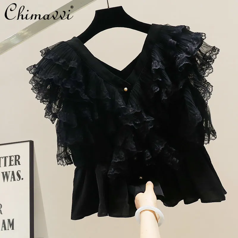 Новая модная блузка в французском стиле Весна-Лето 2026 с глубоким V-образным вырезом, изысканным кружевом и оборками, элегантная универсальная приталенная рубашка-топ для женщин
Новая модная блузка в французском стиле Весна-Лето 2026 с глубоким V-образным вырезом, изысканным кружевом и оборками, элегантная универсальная приталенная рубашка-топ для женщин