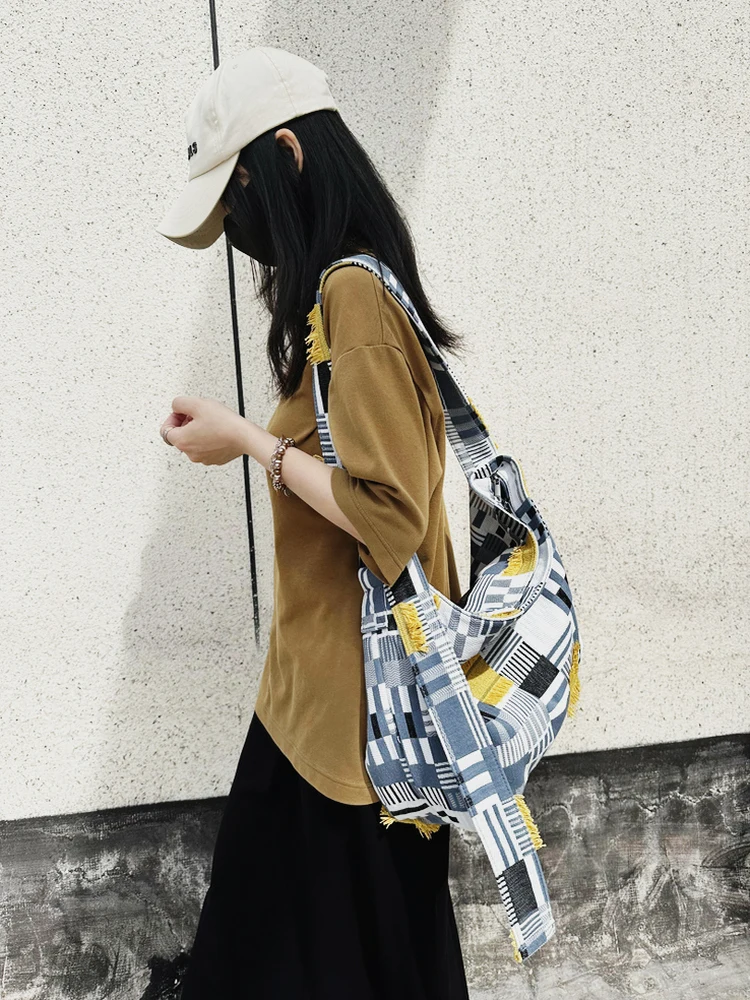Casual Leisure Plaid Unisex Crossbody Bag Vintage Artistic Tote Soft Handle Polyester Zipper Closure Daily Use
Casual Leisure Plaid Unisex Crossbody Bag Vintage Artistic Tote Soft Handle Polyester Zipper Closure Daily Use