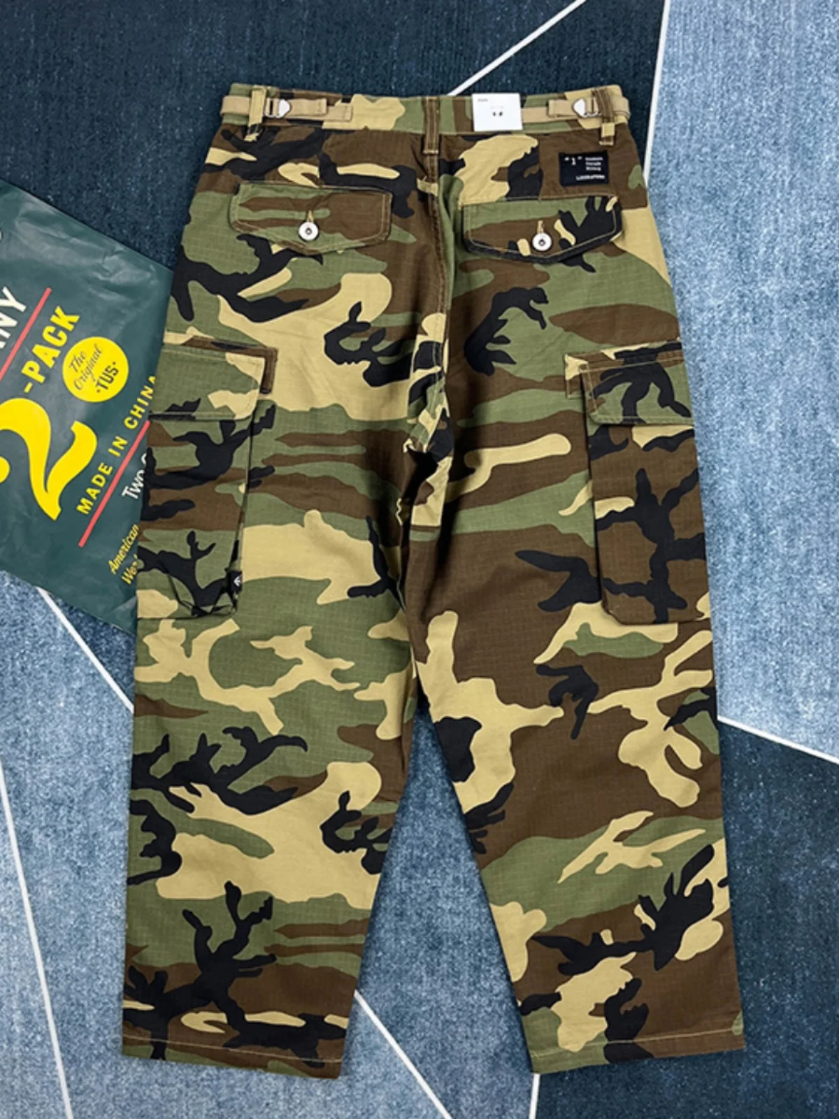 High-End Camouflage Work Pants Men's Plaid Tear-Resistant Pure Cotton Multi-ket American Casual Wide Leg Loose Straight Tr...
High-End Camouflage Work Pants Men's Plaid Tear-Resistant Pure Cotton Multi-ket American Casual Wide Leg Loose Straight Tr...