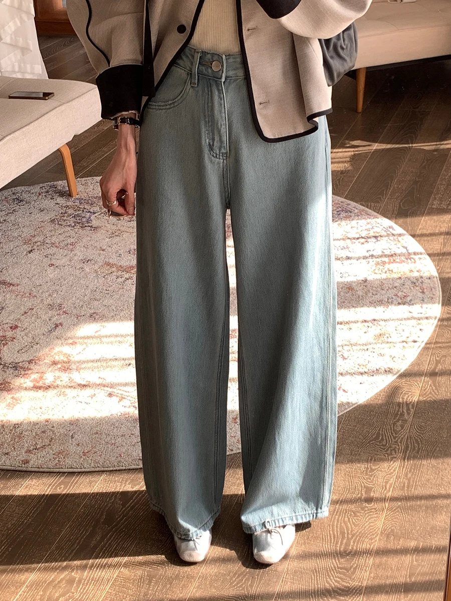 Джинсы BRIVIN с высокой талией, широкими штанинами, мягкие, синие, женские, весна-лето, новинка, с эффектом потертости, повседневные, удобные, свободного кроя
Джинсы BRIVIN с высокой талией, широкими штанинами, мягкие, синие, женские, весна-лето, новинка, с эффектом потертости, повседневные, удобные, свободного кроя