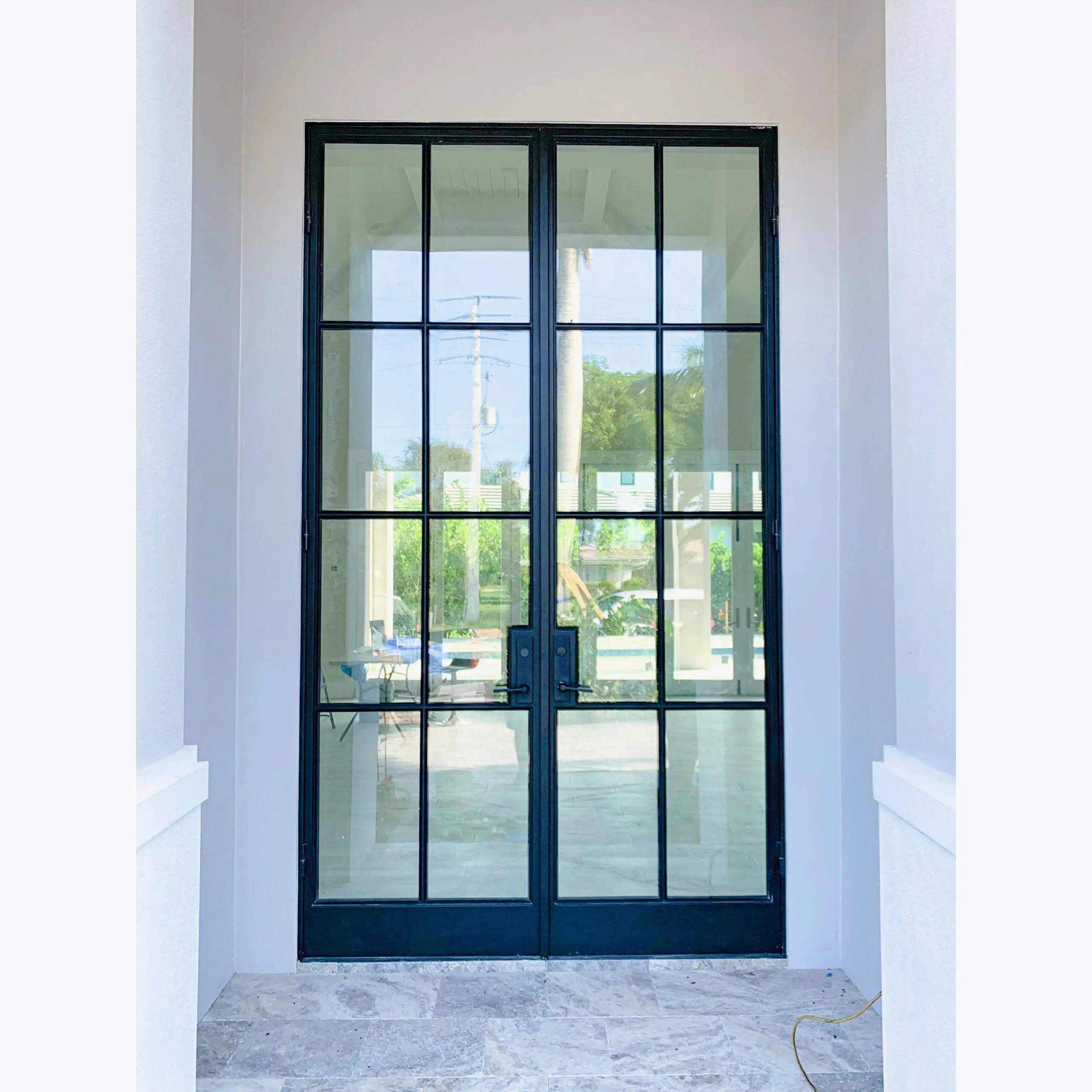 Household French Style Black Aluminum Frame Manually Entrance Door Customized Design French Style Casement Tempered Glass Doors
Household French Style Black Aluminum Frame Manually Entrance Door Customized Design French Style Casement Tempered Glass Doors