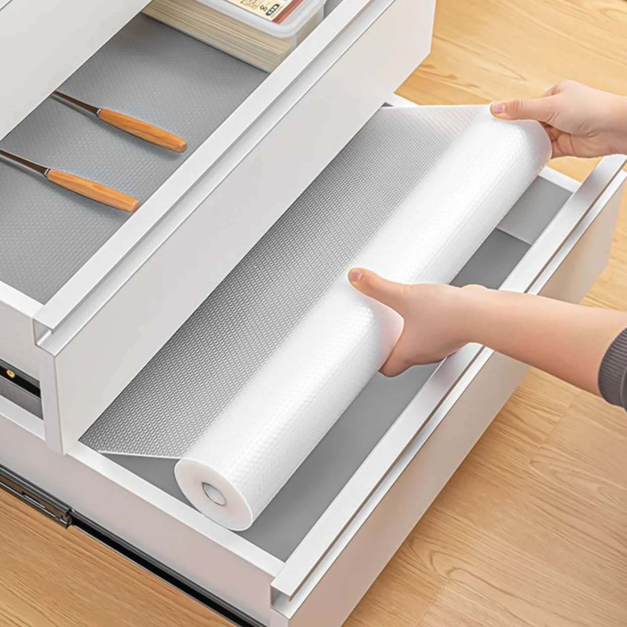 30/60cm 1.5/5M Drawer Mat Shelf Cover Liners Non Slip Waterproof Closet Placemat Table Pad Cabinet Oil-proof Liners Non-Adhesive
30/60cm 1.5/5M Drawer Mat Shelf Cover Liners Non Slip Waterproof Closet Placemat Table Pad Cabinet Oil-proof Liners Non-Adhesive