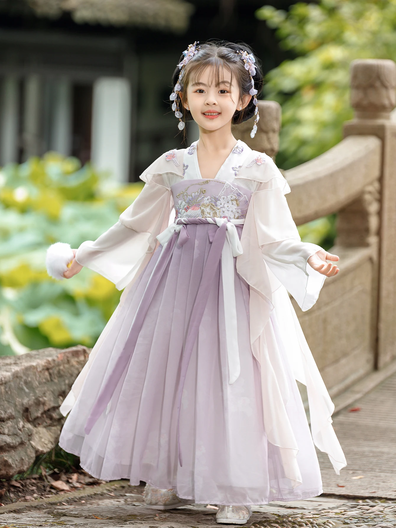 Chinese Traditional Girls Dress 4-10 Years Old Spring for Girls Light Purple Tang Hanfu Vintage Dress
Chinese Traditional Girls Dress 4-10 Years Old Spring for Girls Light Purple Tang Hanfu Vintage Dress
