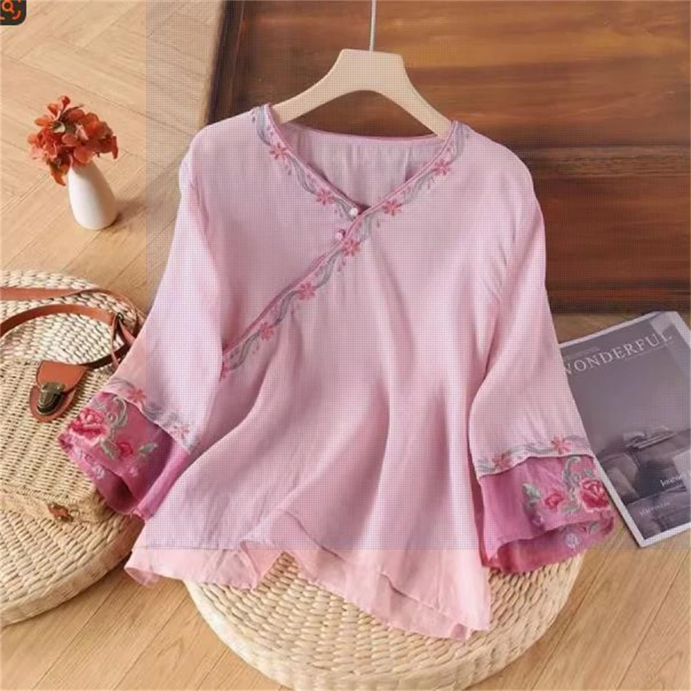 Women Summer Cotton Linen Top Slanted Summer Plate Button New Style Ethnic Retro Shirt Literary Loose Embroidery Hedging Thin
Women Summer Cotton Linen Top Slanted Summer Plate Button New Style Ethnic Retro Shirt Literary Loose Embroidery Hedging Thin