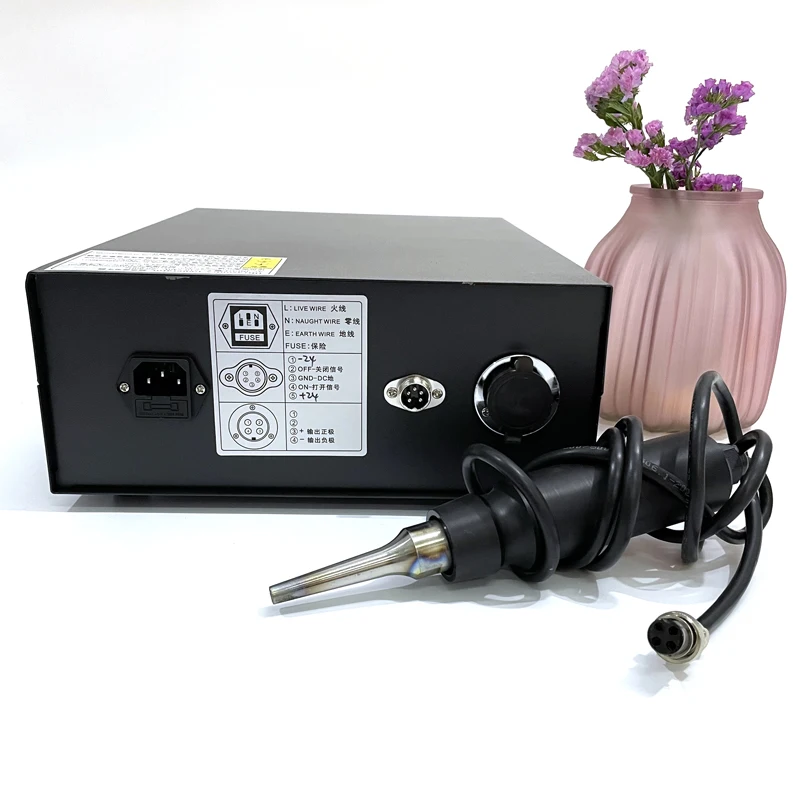 28KHZ 800W Handheld Ultrasonic Welding Equipment For Thermoplastic Film Materials
28KHZ 800W Handheld Ultrasonic Welding Equipment For Thermoplastic Film Materials
