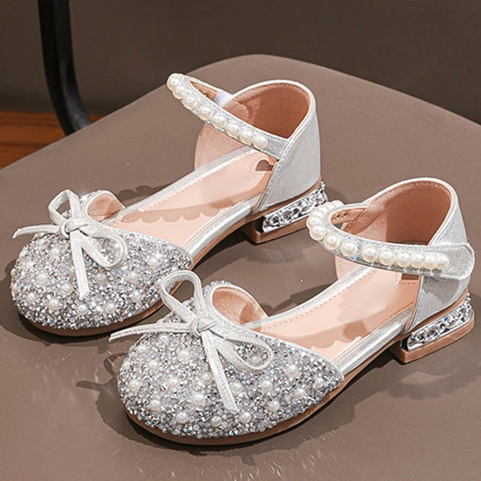 Baby Girl Flat Sandals Little Girl's Adorable Ballerina Flat Flower Wedding Party Dress Shoes Book Slippers
Baby Girl Flat Sandals Little Girl's Adorable Ballerina Flat Flower Wedding Party Dress Shoes Book Slippers