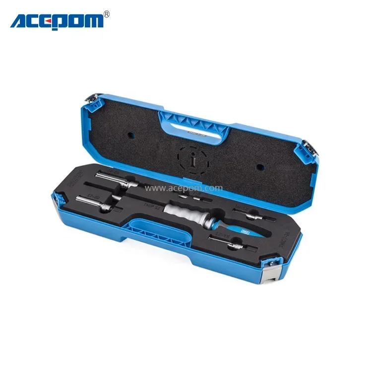 Internal Pullers for Fast and Easy Bearing Dismounting TMIC7-28 TMIP7-28 TMIP30-60
Internal Pullers for Fast and Easy Bearing Dismounting TMIC7-28 TMIP7-28 TMIP30-60