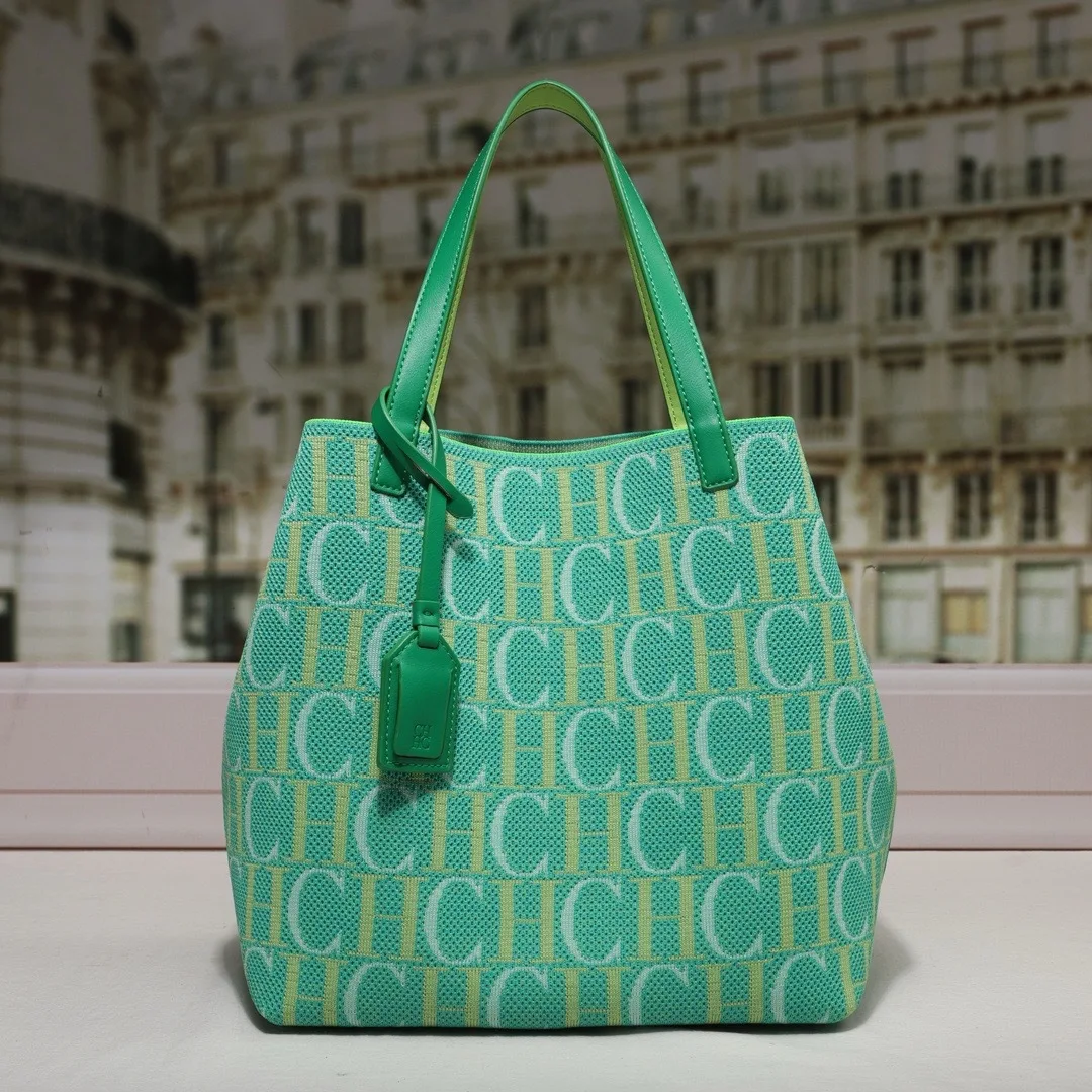 2025 New Striped Canvas Tote Bag for Women, Large Capacity Convertible Shoulder Bag, Premium Handheld Purse for Commute
2025 New Striped Canvas Tote Bag for Women, Large Capacity Convertible Shoulder Bag, Premium Handheld Purse for Commute