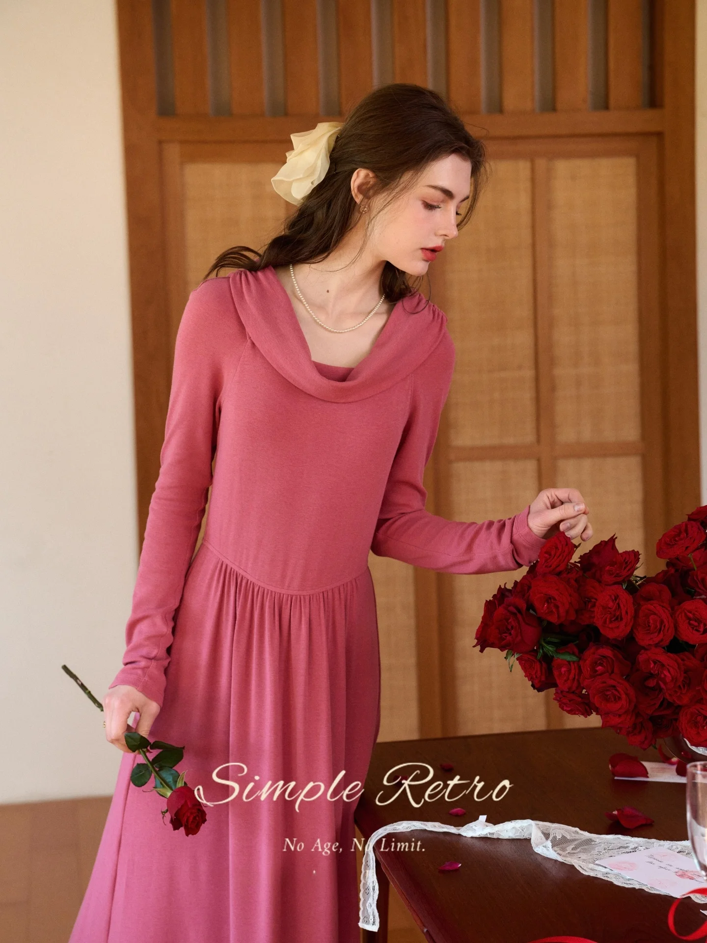 Элегантное трикотажное платье SimpleRetro Rose Hymn с тремя вариантами ношения, женское, длинное, во французском стиле, однотонное, с завышенной талией, дышащее
Элегантное трикотажное платье SimpleRetro Rose Hymn с тремя вариантами ношения, женское, длинное, во французском стиле, однотонное, с завышенной талией, дышащее