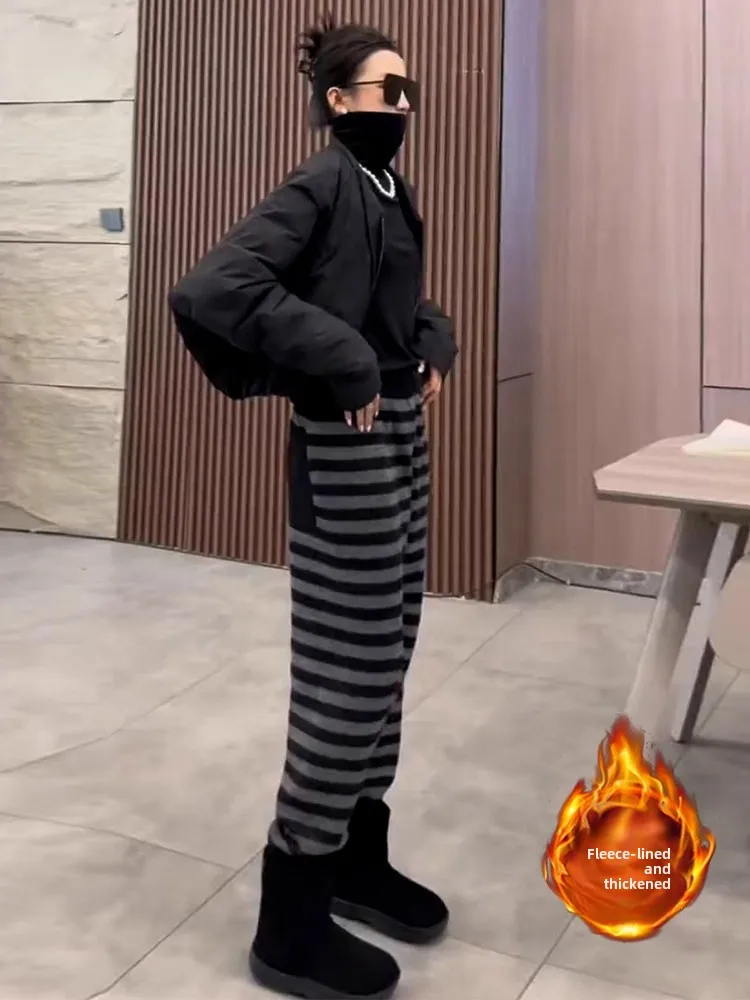 Women's Fce Lined Thiened Stripe Harlan Sports Pants Autumn Winter Casual Loose Fit Cuffed Sweatpants High Waist Trousers
Women's Fce Lined Thiened Stripe Harlan Sports Pants Autumn Winter Casual Loose Fit Cuffed Sweatpants High Waist Trousers