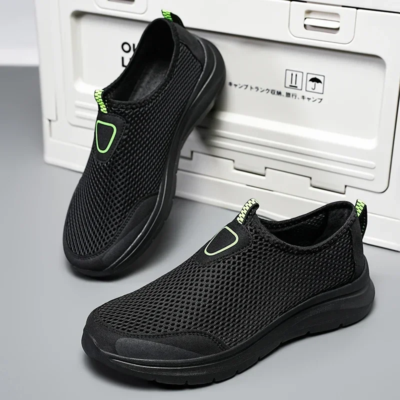 New Men's Lightweight Breathable Mesh Running Shoes Casual Sports Sneakers for Walking Travel Tennis Non-Slip Comfortable
New Men's Lightweight Breathable Mesh Running Shoes Casual Sports Sneakers for Walking Travel Tennis Non-Slip Comfortable
