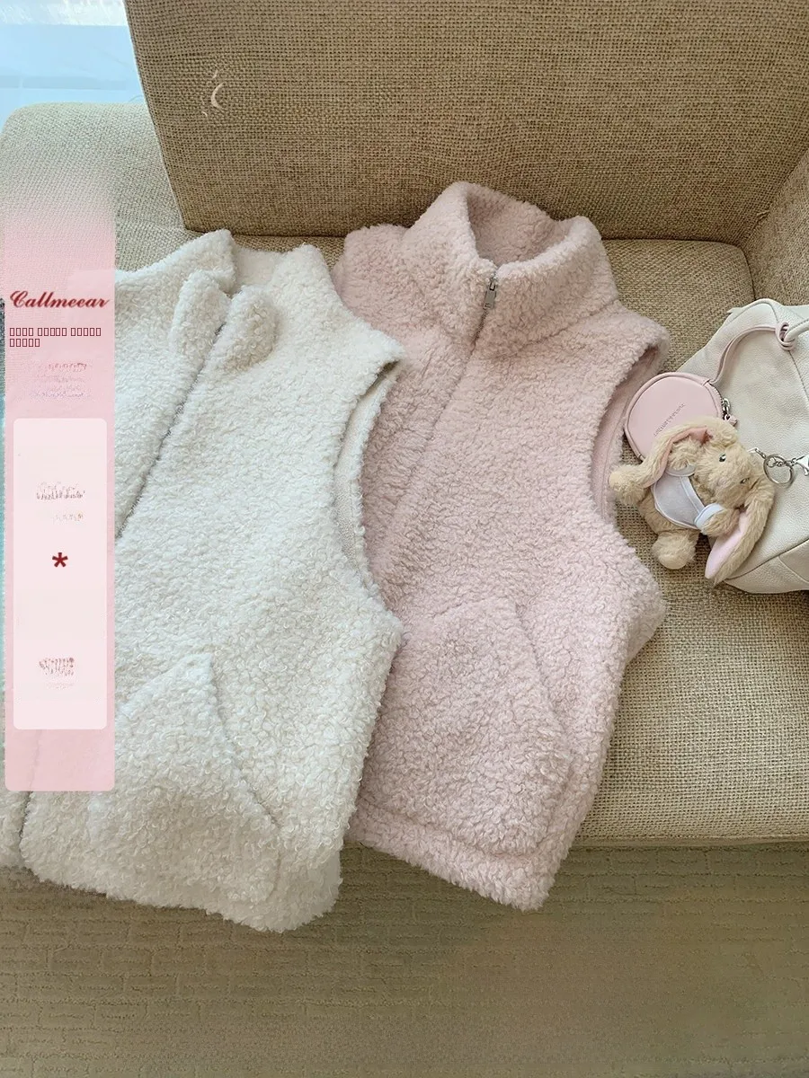 Теплая женская свободная куртка-жилетка CallmeEar: новая осенне-зимняя модель из комфортного полиэстера
Теплая женская свободная куртка-жилетка CallmeEar: новая осенне-зимняя модель из комфортного полиэстера