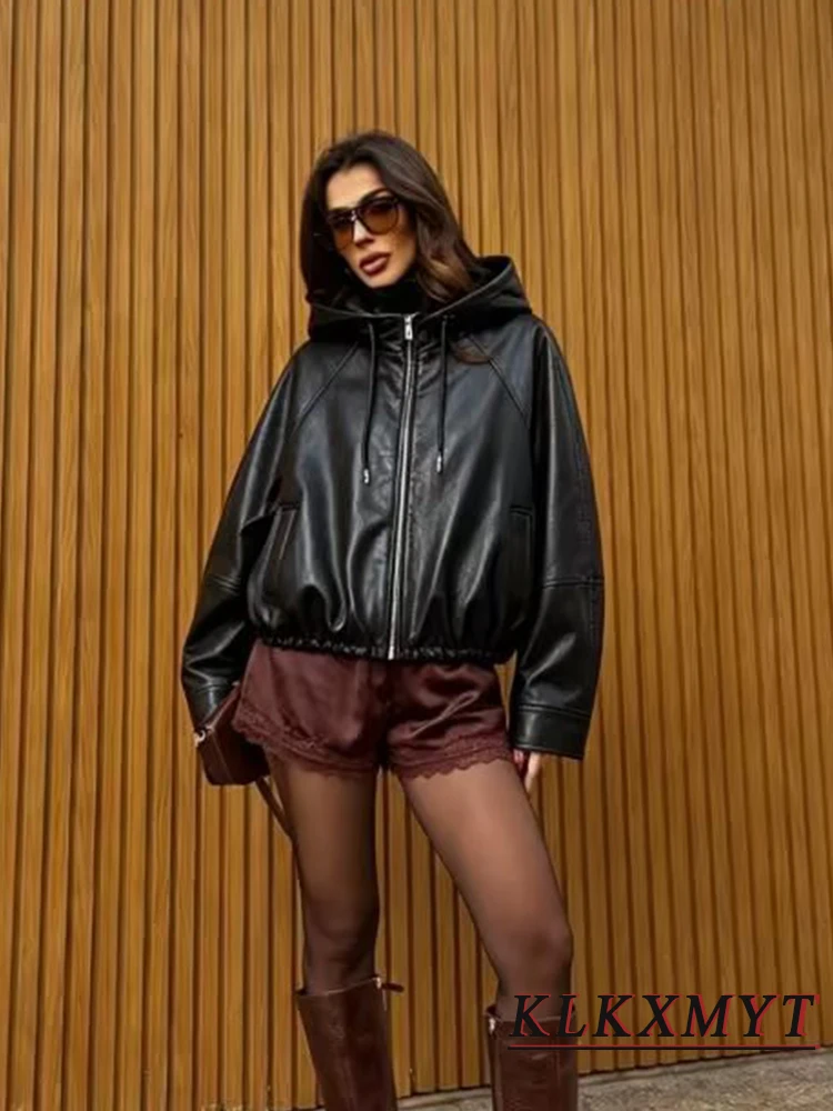 Women Street Vintage Pockets Hooded Zipper Leather Jacket Women Spring Autumn Vacation Long Sleeve Jacket
Women Street Vintage Pockets Hooded Zipper Leather Jacket Women Spring Autumn Vacation Long Sleeve Jacket