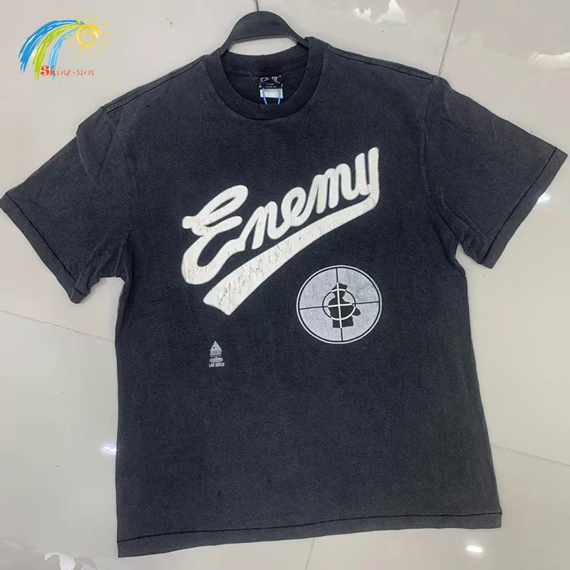 Cracked Target Letters Logo Print Saint T-Shirt Men Women Best Quality Cotton Short Sleeve Tee Vintage Washed Black T Shirt
Cracked Target Letters Logo Print Saint T-Shirt Men Women Best Quality Cotton Short Sleeve Tee Vintage Washed Black T Shirt