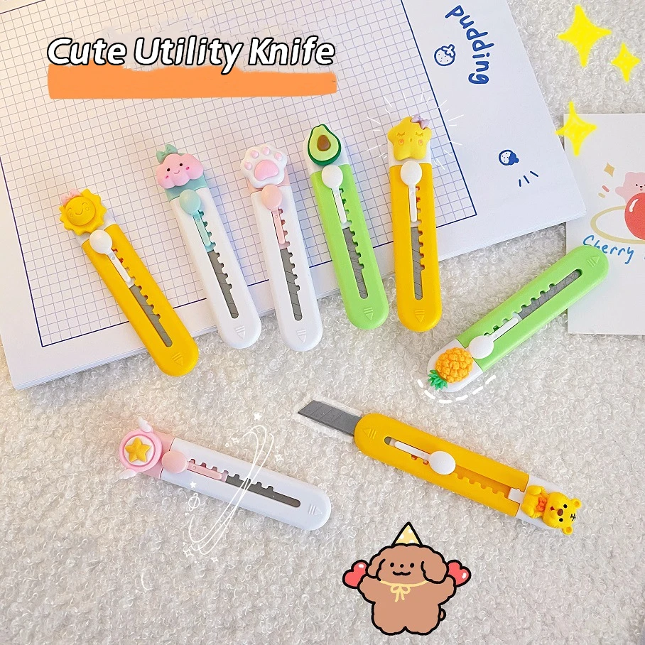 1pcs Cute Cartoon Utility Knife Portable Color Fruit Star Paper Cutter Opener for Express Box Wrapping Stationery A7120
1pcs Cute Cartoon Utility Knife Portable Color Fruit Star Paper Cutter Opener for Express Box Wrapping Stationery A7120