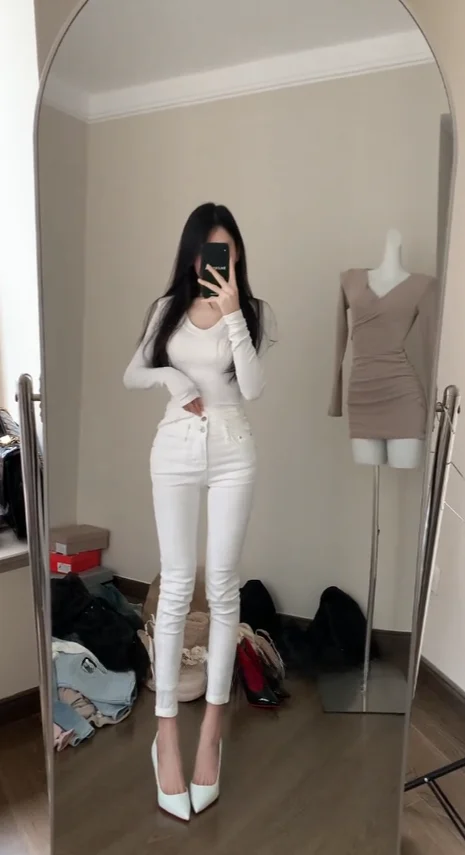 High Waist Slim Fit High Waist Elastic Women's Jeans White Double Buttoned Pencil Nine Points Spring 2024 New Style Cotton St...
High Waist Slim Fit High Waist Elastic Women's Jeans White Double Buttoned Pencil Nine Points Spring 2024 New Style Cotton St...