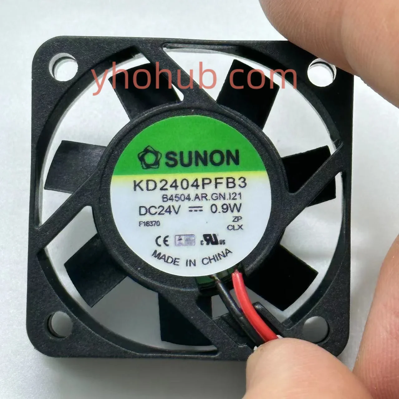 Вентилятор охлаждения сервера Sunon KD2404PFB3 DC 24V 0.9W 40x40x10mm, 2-проводной
Вентилятор охлаждения сервера Sunon KD2404PFB3 DC 24V 0.9W 40x40x10mm, 2-проводной