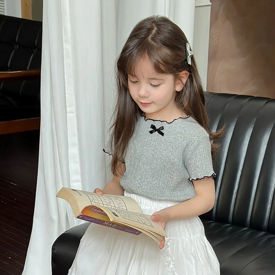 Summer Girls' Ice Silk T-shirt Tops Fashion Korean Style Short Sleeve 2025 Girl Clothes Children Kids Bow Round Neck Solid Top
Summer Girls' Ice Silk T-shirt Tops Fashion Korean Style Short Sleeve 2025 Girl Clothes Children Kids Bow Round Neck Solid Top