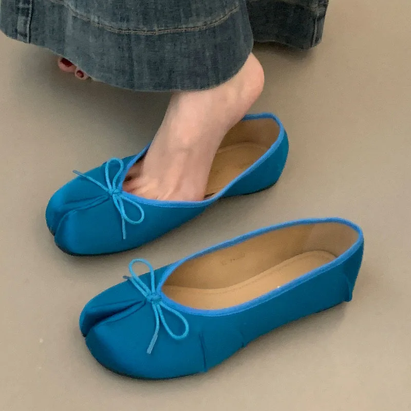 BOMENDUI Blue Spring Brand Women Flat Shoes Fashion Split Toe Shallow Slip On Boat Shoe Soft Flat Heel Ladies Casual Single Shoe
BOMENDUI Blue Spring Brand Women Flat Shoes Fashion Split Toe Shallow Slip On Boat Shoe Soft Flat Heel Ladies Casual Single Shoe